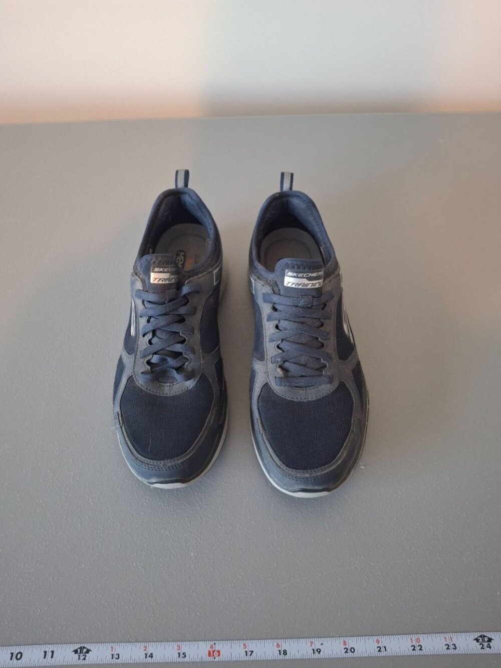 Skechers Mens Navy Sneakers Size 9.5 Athleisure Air-Cooled Memory Foam Comfort